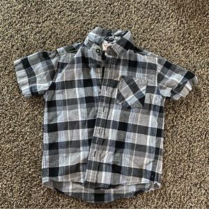 Boys shirt sleeve button down shirt size XS (4/5)